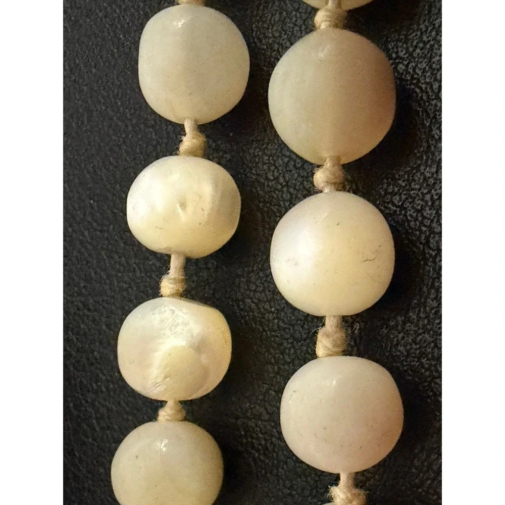 Vintage Mother of Pearl Bead Necklace MOP Mermaidcore